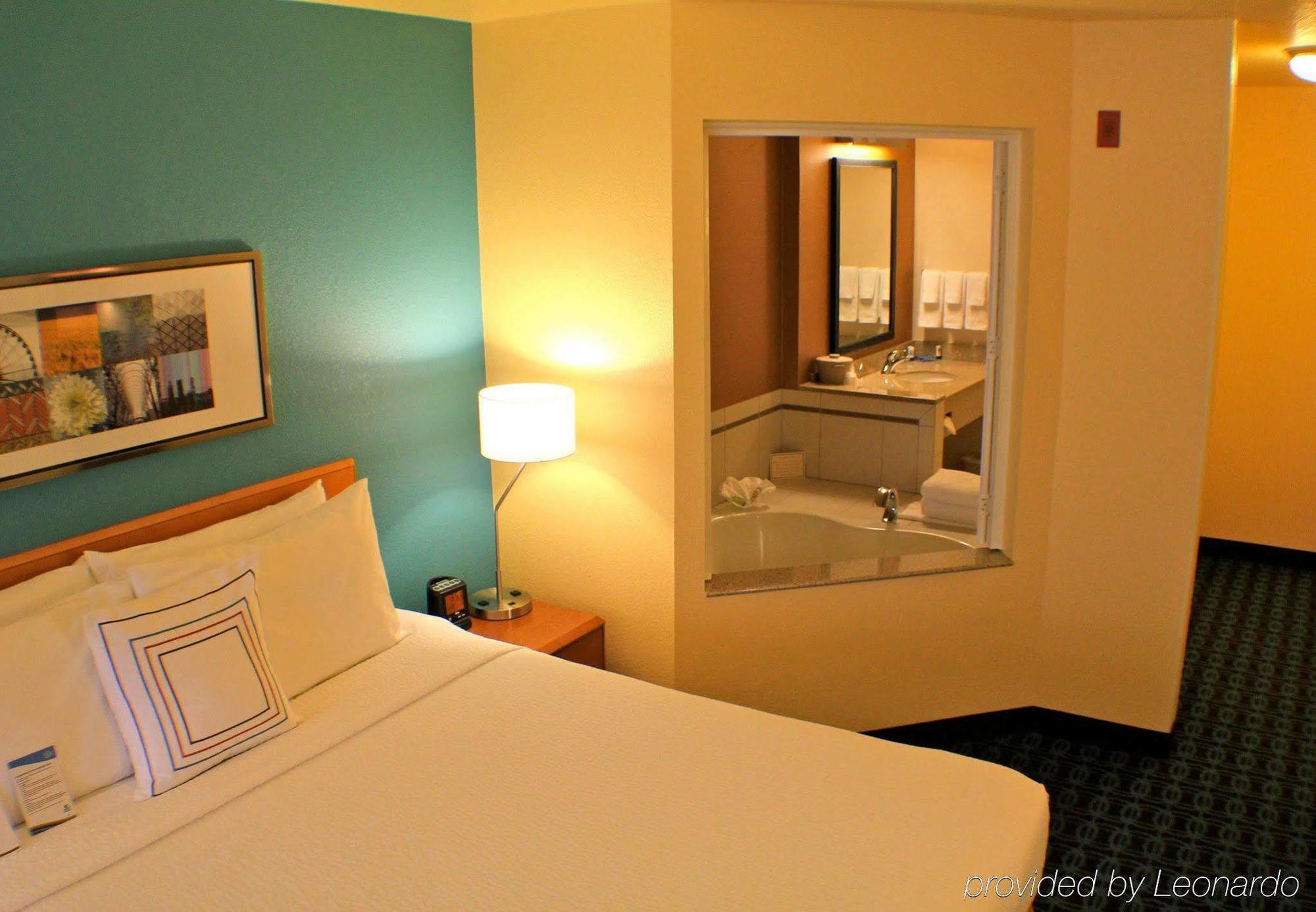 Fairfield Inn & Suites By Marriott יקימה מראה חיצוני תמונה
