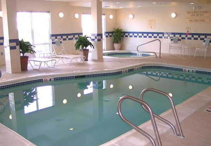 Fairfield Inn & Suites By Marriott יקימה מראה חיצוני תמונה